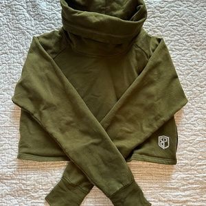 Born Primitive Cowl at the moon crop Size Small